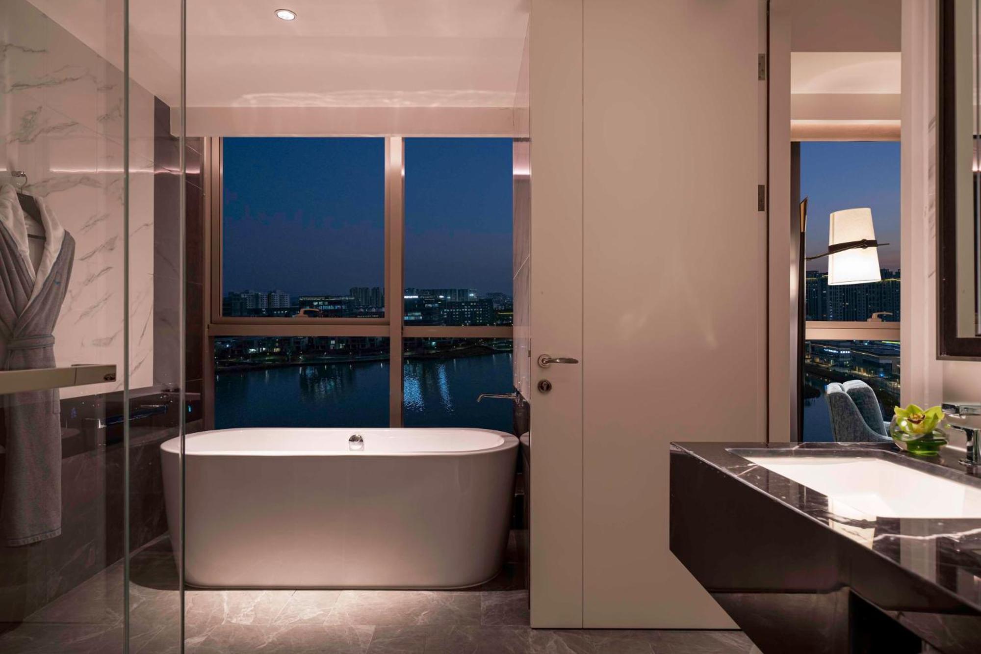 Hyatt Centric Lakeside Ningbo Extérieur photo